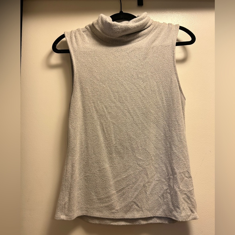 Express Soft Cream Sleeveless Turtleneck